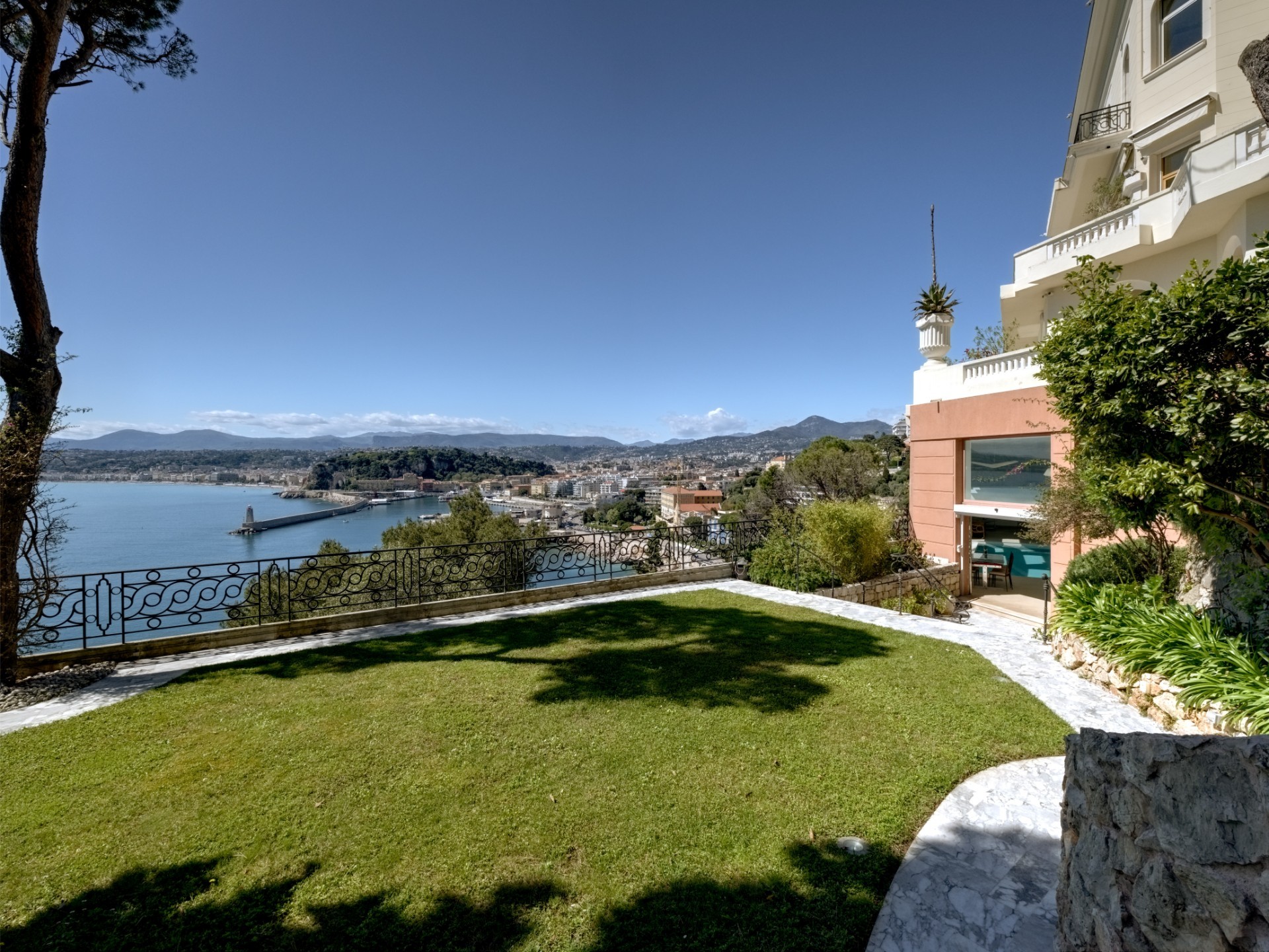 Superbe Villa à vendre Mont Boron